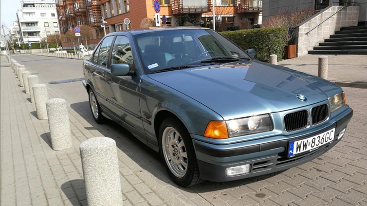 BMW Seria 3 cena 25900 przebieg: 134000, rok produkcji 1994 z Warszawa małe 562